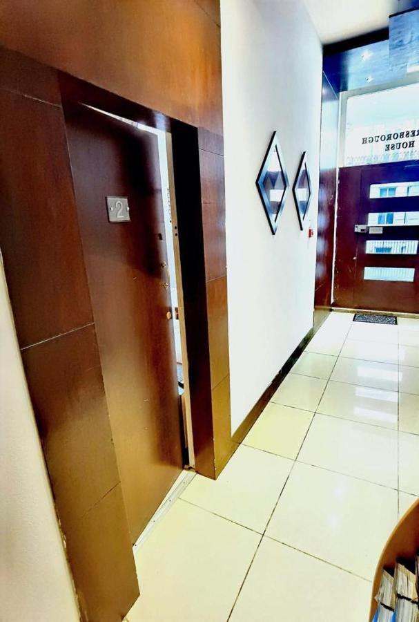 Cromwell Apartments Лондон Экстерьер фото