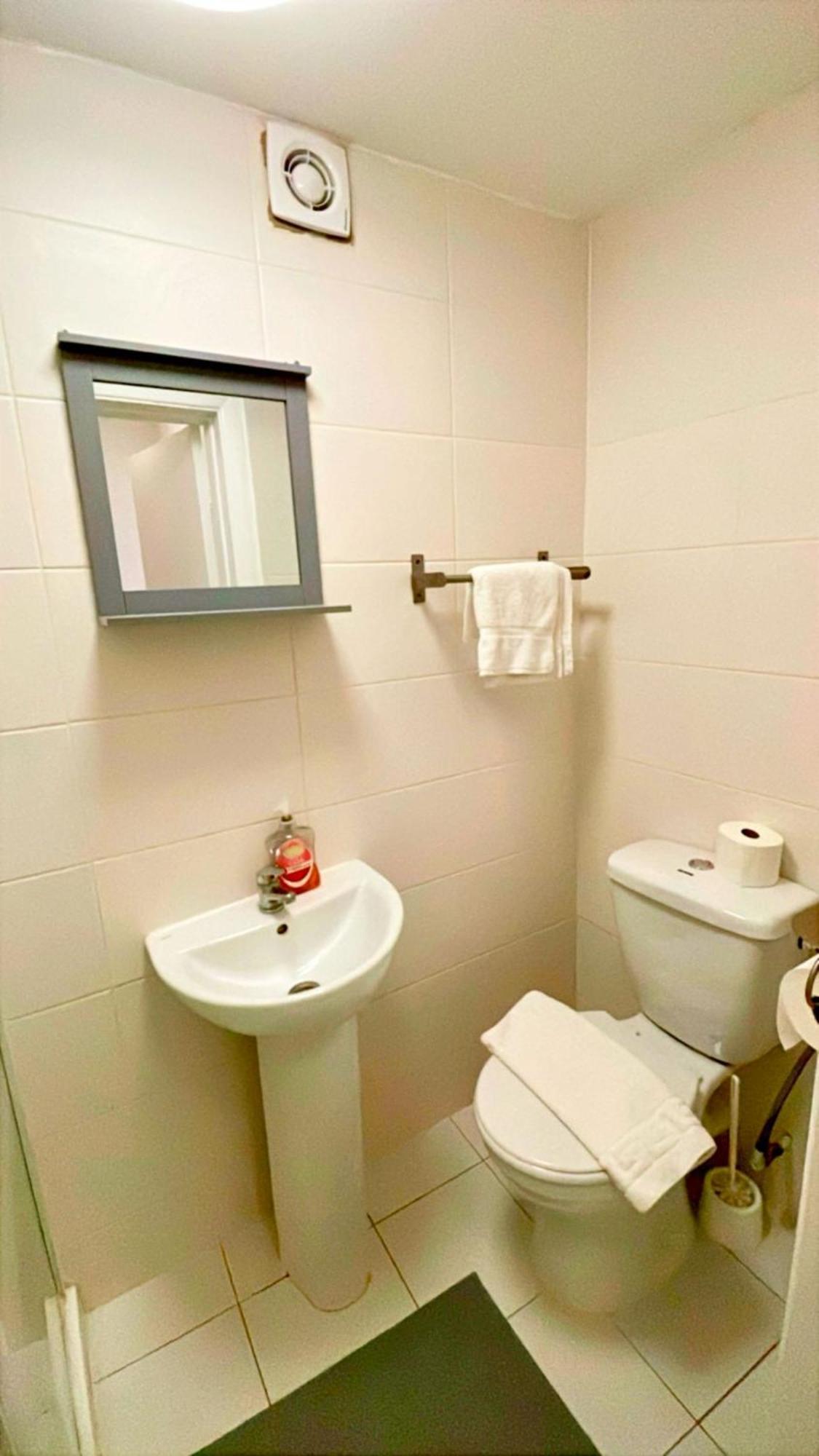 Cromwell Apartments Лондон Экстерьер фото